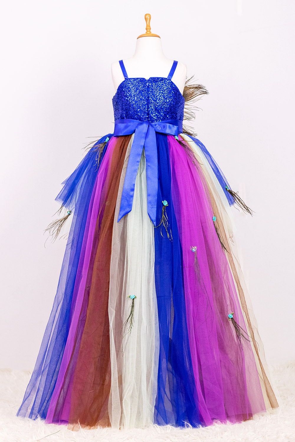Peacock Theme Sleeveless Dress with Trail